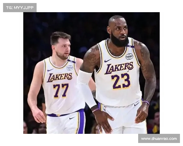 湖人记者调侃国王阵容老将扎堆互相拖后腿打法令人费解